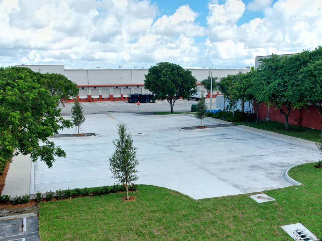 Finished concrete parking lot installed by the parking lot experts, 3-D Paving and Sealcoating in Coral Springs, FL.