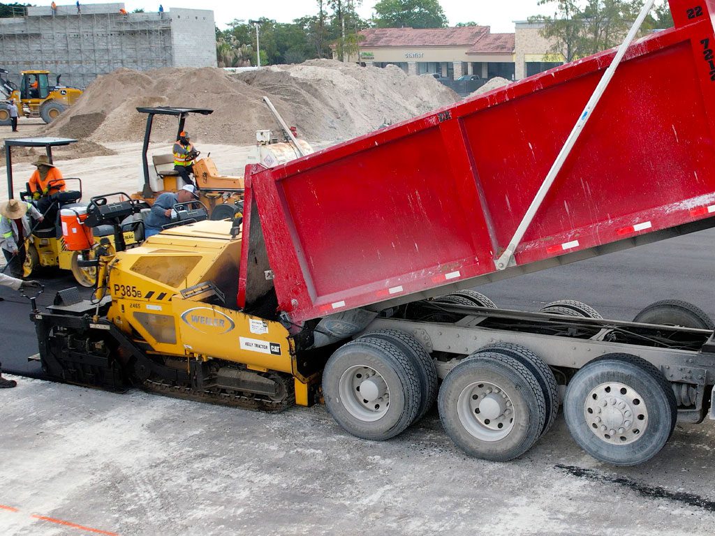 3-D Paving & Sealcoating in coral springs uses state-of-the-art commercial paving technology to give you the best results in your asphalt paving, sealcoating, concrete and striping needs. Looking for a commercial paving company near me? Call the experts at 3-D Paving and Sealcoating today!